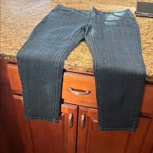 Liz Claiborne Deep Blue Cropped Jeans